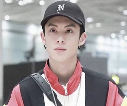 Dylan Wang Biography – Facts, Childhood, Family Life of Chinese Actor, Model