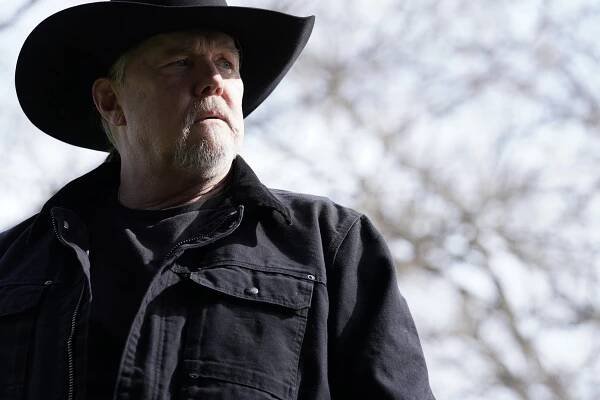 Monarch - Not Our First Rodeo - Z filmu - Trace Adkins