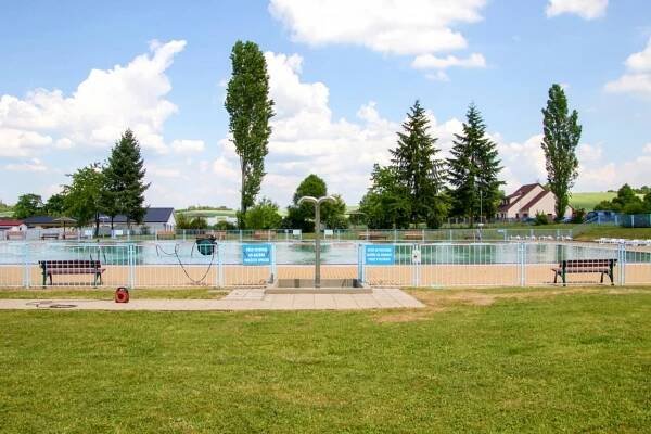 Koupaliště a kemp - Oficiální stránky Města Podbořany