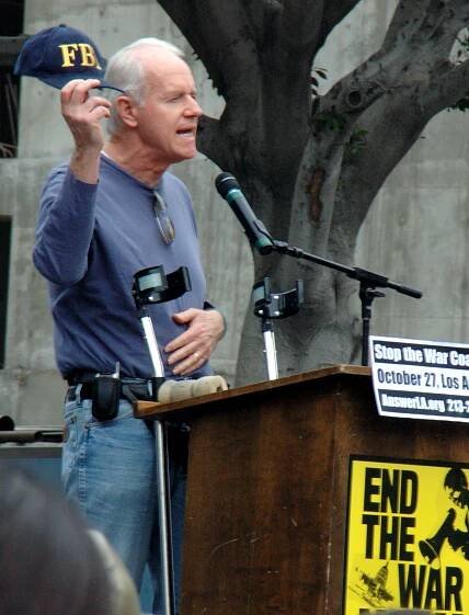 Mike Farrell/BJ - rozprávali sme sa nielen o MASH... | pc.sk