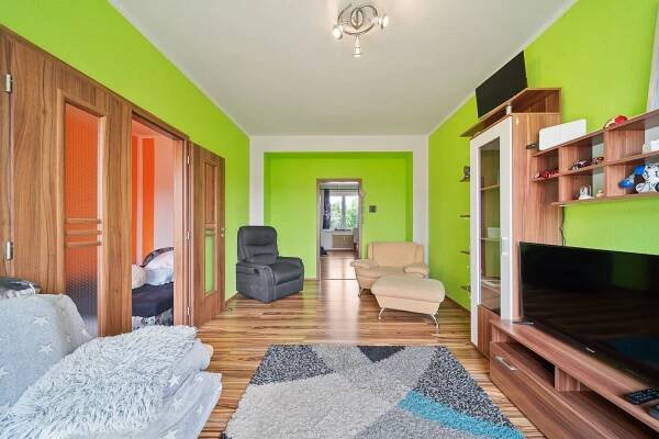 Byt 3+1 64 m2, Rybitví | Reality Dachovský