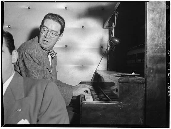 Joe Sullivan (Pianist)