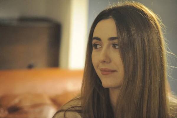 I Am Watching You - Z filmu - Madeline Zima