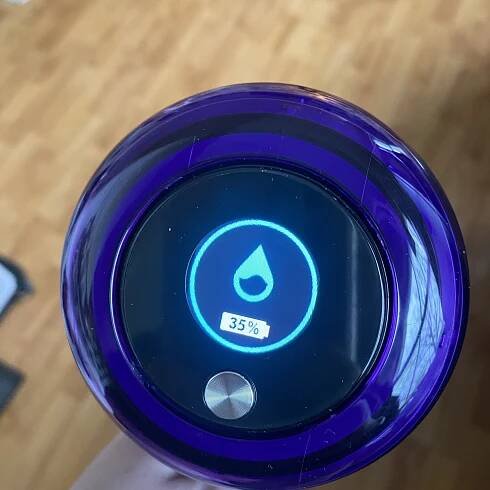 Operating the Dyson V15 Detect Submarine