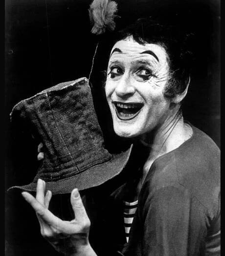 Marcel Marceau 100: světově proslulý mim, klaun Bip i válečný hrdina