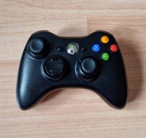 Xbox 360 + Kinect a hry, originální balení - Počítače a hry