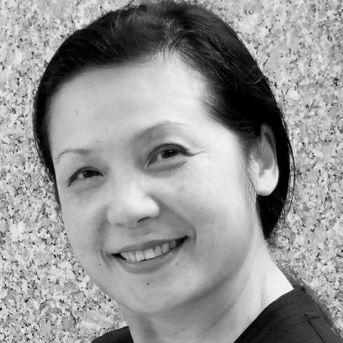 Hua Hua Zhang Headshot
