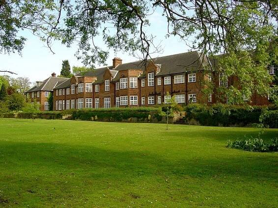 Thwaite Hall - Wikipedia