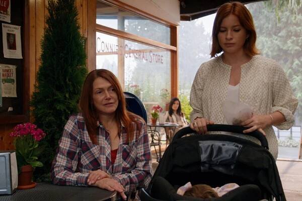 Virgin River - Lepivý nožičky - Z filmu - Lynda Boyd, Stacey Farber