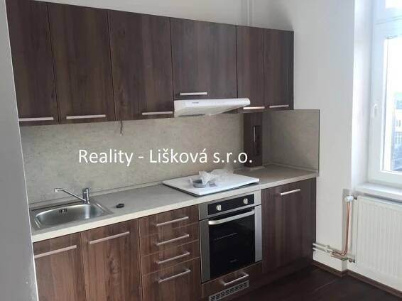 Pronájem bytu 1+1 38 m2