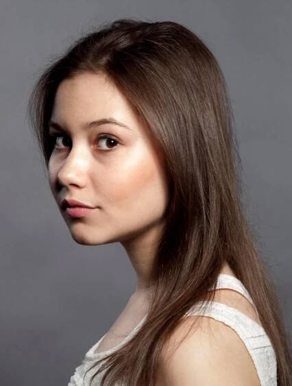 Sexy Sabina Rojková ze seriálu Co ste hasiči ukázala dekolt: Nebudete vědět, kam s očima!