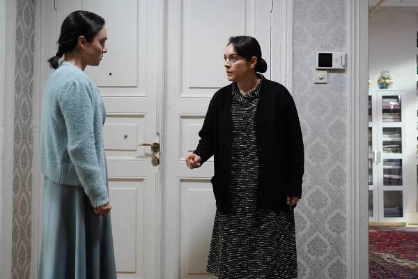 Masumlar Apartmanı - Episode 17 - Z filmu - Ezgi Mola