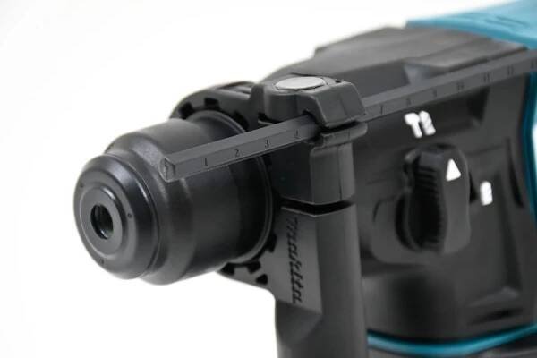 Aku vrtací kladivo Makita LXT DHR171RTJ