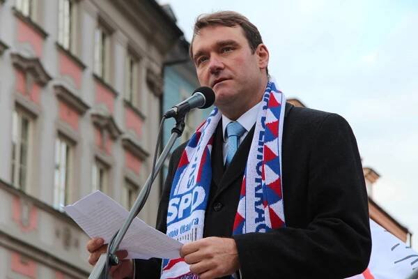 Radim Fiala: Valorizace důchodů není důvod pro legislativní nouzi