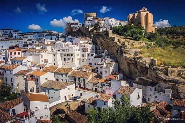 Setenil De las Bodegas @eastwestquest