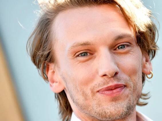 Jamie Campbell Bower Is the Best Damn Thing About Horizon