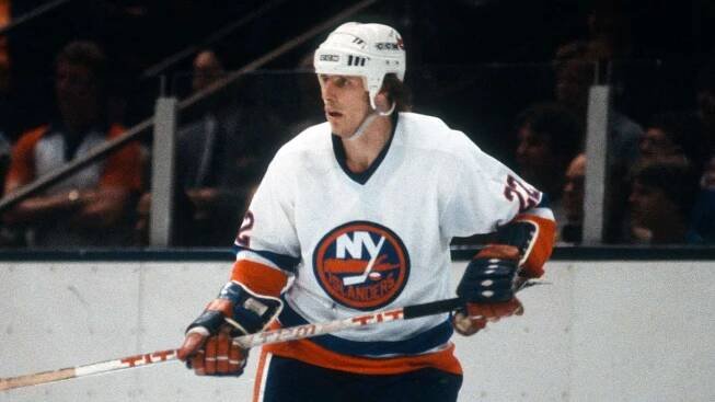 Where does NY Islanders legend Mike Bossy rank among franchise hat trick leaders?