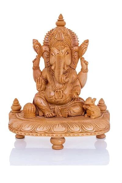 statue 1