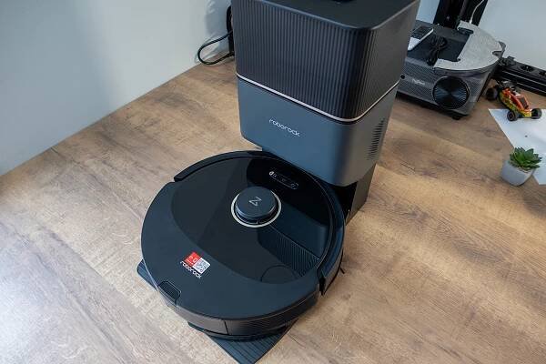 Špičkový vysavač za dobrou cenu - Roborock Q8 Max+ 24
