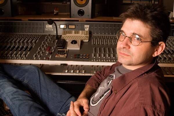 Steve Albini, Noise Rock Pioneer and 'In Utero' Engineer, Dead at 61