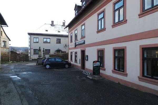 Hospoda Pod Kostelem foto 2
