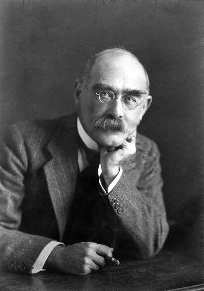 Soubor:Rudyard Kipling, by Elliott & Fry (cropped).jpg
