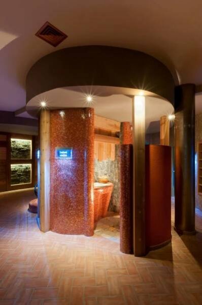 Golf & Spa Resort Kunětická Hora - sportovní zařízení - Dříteč - Východní-Čechy.info - oficiální turistický portál Pardubického