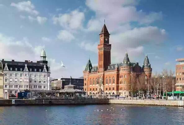 9. Helsingborg – die Küstenstadt befindet sich im Südwesten des Landes, gegenüber von Dänemark