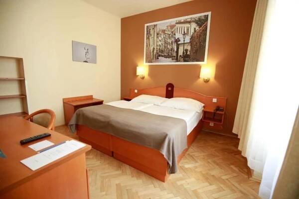 Hotel Merkur – více informací