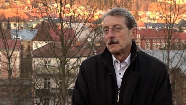 Juta exsenátora Hlavatého si sáhla na miliardový zisk. Pak přišla sprcha