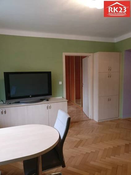 Pronájem Byt 2+1, gen. Píky, Kladno - Kročehlavy