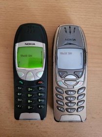 Mobilní telefony Nokia 6210 a 6310i