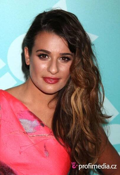 Lea Michele - celebrity účes - HappyHair