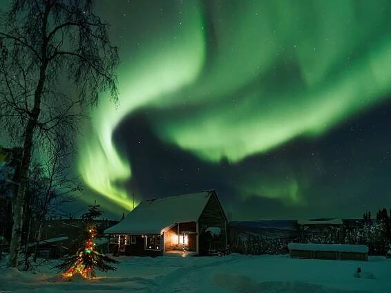 aurora-borealis-fairbanks-alaska
