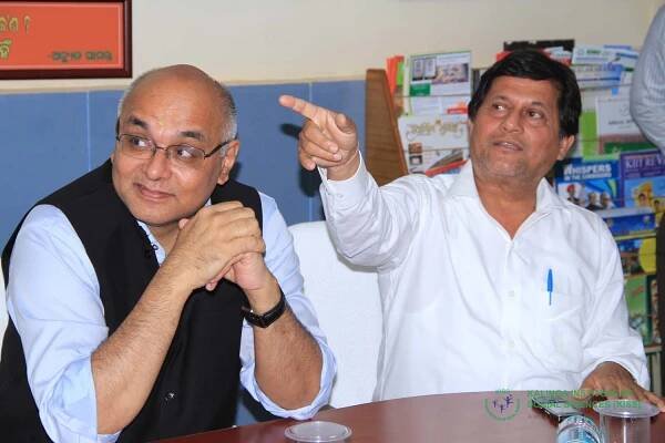 Photo Gallery - Achyuta Samanta