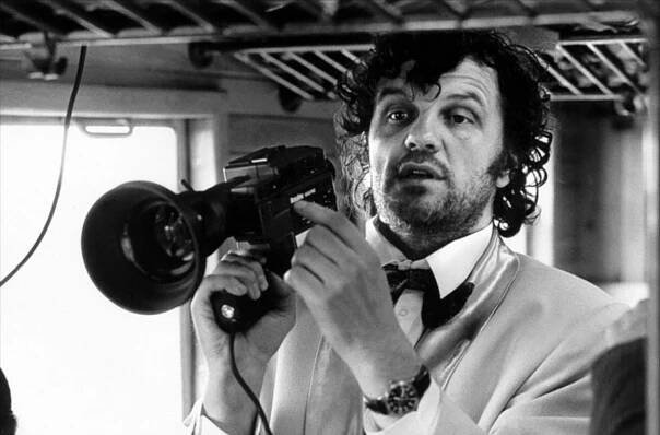Narodil se na Balkánu, studoval v Praze a zanechal stopu ve filmové historii. Velký režisér a Putinův přítel Kusturica slaví narozeniny