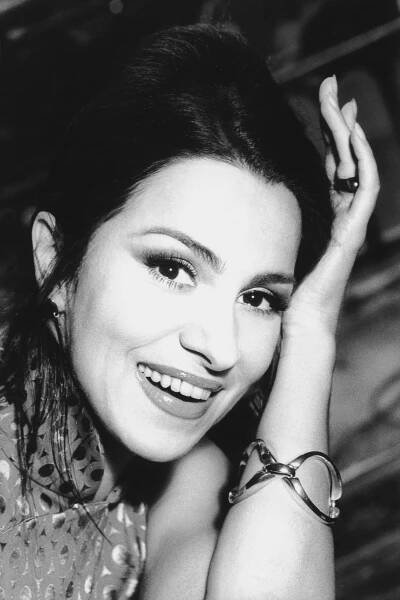 Angela Gheorghiu | Warner Classics