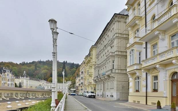 Bytový dům Mánes, Mariánské Lázně | AED project