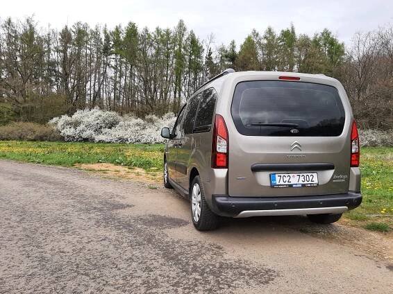 Dostupný vůz pro celou rodinu: Citroën Berlingo je praktické a jednoduché auto, které staví módu SUV na hlavu