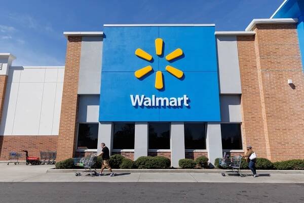 Walmart-plushie-bluey-bouquet-perfect-valentines-gift