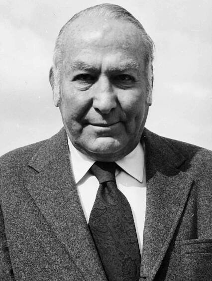 Hal B. Wallis