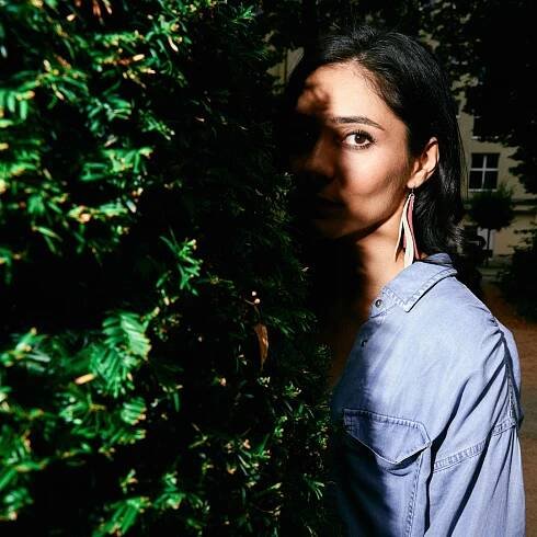 Pegah Ferydoni › DEMOS MAG