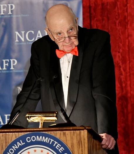 Paul Volcker, at 91, Sees ‘a Hell of a Mess in Every Direction’