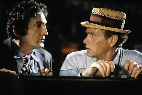 Val Bisoglio and Darren McGavin in Kolchak: The Night Stalker (1974)