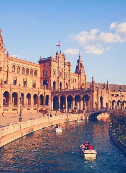 Plaza de Espana boat Sevilla