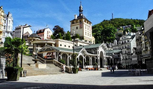 Excursion en groupe à  Karlovy Vary, ville thermale tchèque