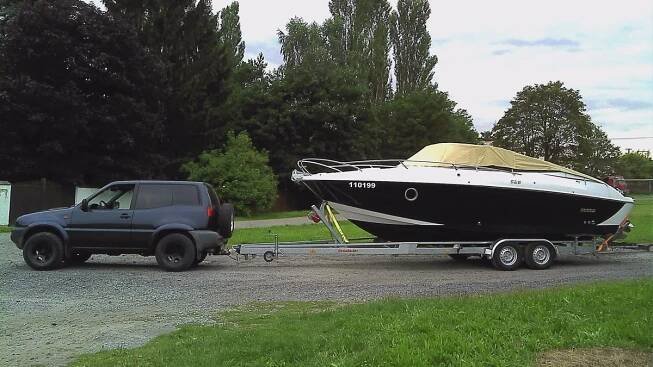 Potřebujete starší, levné, pracovní 4X4 auto?
