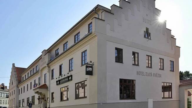 HOTEL ZLATA HVEZDA - Prices & Reviews (Vimperk, Czech Republic)