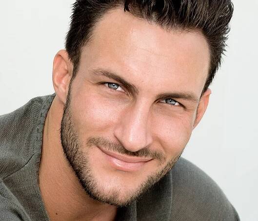 Jerod-Zavistoski-Jerod-Z-Jared-zavosky-Motivational-speaker-Inspirational-speaker-Tony-robbins-Anthony-robbins-millenial-speaker-joel-bauer-les-brown-brendan-bushard-mark-victor-hansen-robert-allen-innovative-awareness-methodology-modern-male-61.jpg