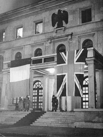 V Mnichově 1938 byl Hitler obdarován více než „jen“ českým pohraničím - Noveslovo